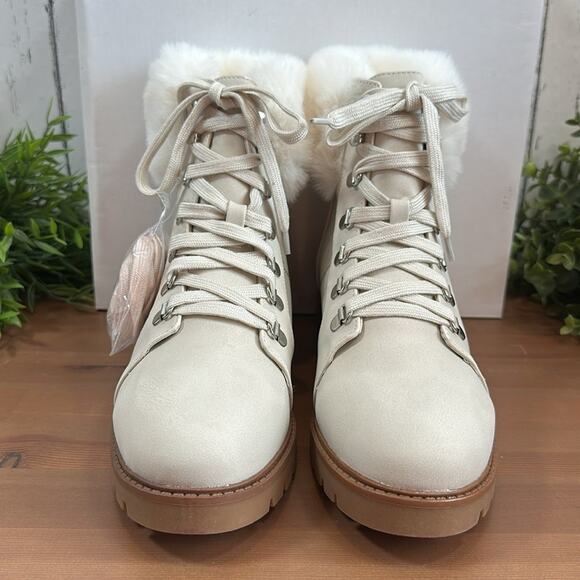 Isaac Mizrahi Live! Jesse Lace Up Hiker Bootie Size 9.5 - Picture 3 of 10